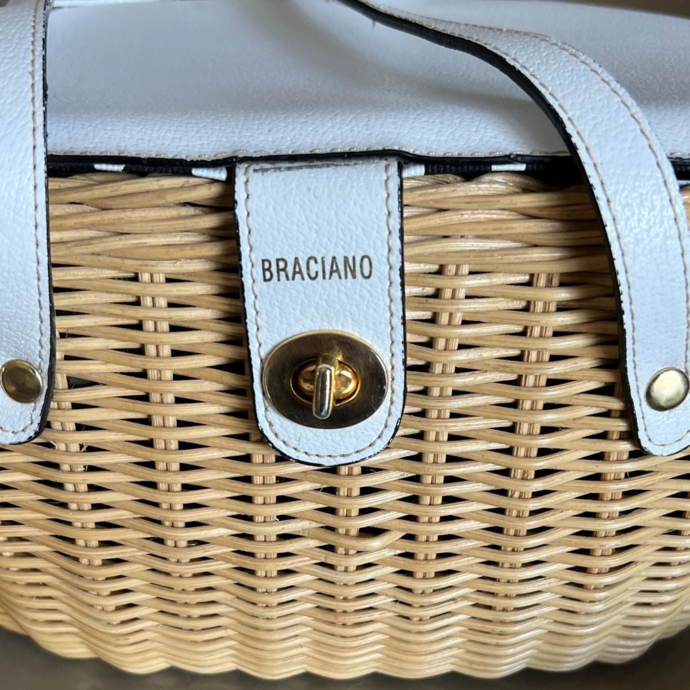 Braciano White and Tan Woven Shoulder Bag - Picture 10 of 10